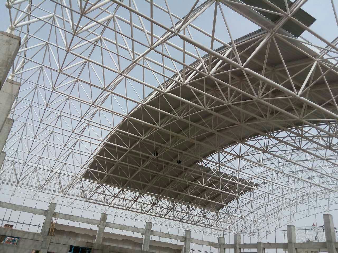 江北青岛一汽网架